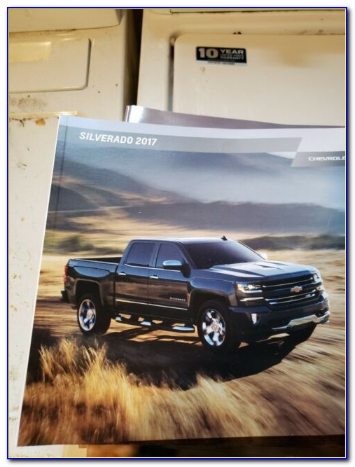 2017 Chevy Silverado Brochure