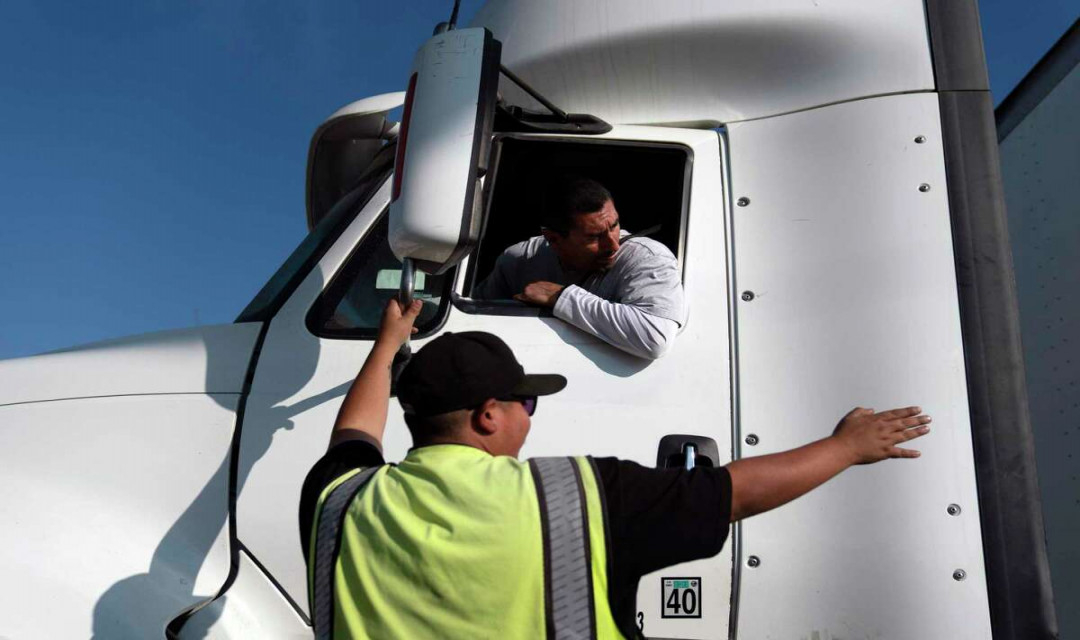 Second Chance Truck Driving Jobs - Revive Your Career: Second Chance Trucking Jobs